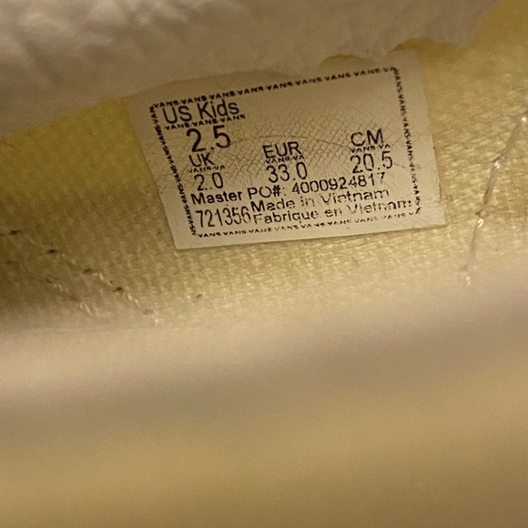 Checkboard Vans Slip On - Picture 3 of 4